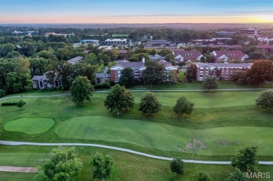 Welcome to easy living in this beautifully updated ground-floor on Creve Coeur Golf Course in Missouri - for sale on GolfHomes.com, golf home, golf lot