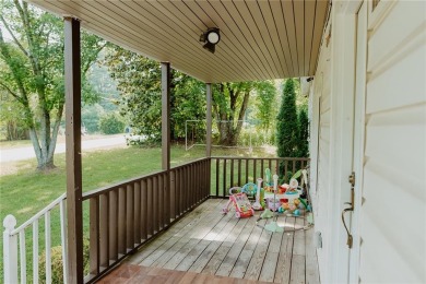 Check out this very welcoming home with a nice leveled front and on Nob North Golf Course in Georgia - for sale on GolfHomes.com, golf home, golf lot