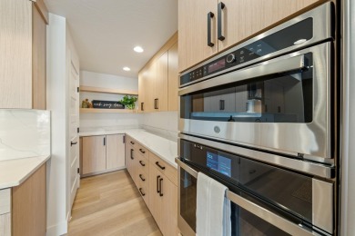 Don't miss this rare opportunity to own a beautifully maintained on The Ledges Golf Club in Utah - for sale on GolfHomes.com, golf home, golf lot