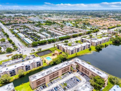 $$ Well-Priced Corner Unit with amazing water view!$$ Great on Fontainebleau Golf Course in Florida - for sale on GolfHomes.com, golf home, golf lot