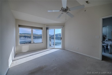 TOP FLOOR-3 bedroom, 3 bathroom Top Floor Loft unit at Cedar on The Club At Old Kinderhook in Missouri - for sale on GolfHomes.com, golf home, golf lot