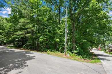 Fantastic .39+- acre corner lot in Fairfield Plantation directly on Fairfield Plantation Golf and Country Club in Georgia - for sale on GolfHomes.com, golf home, golf lot