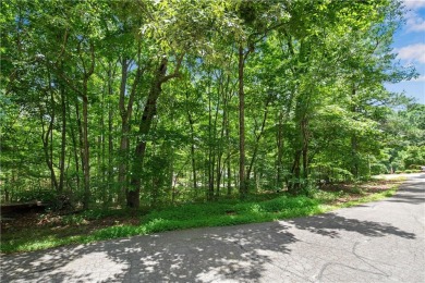 Fantastic .39+- acre corner lot in Fairfield Plantation directly on Fairfield Plantation Golf and Country Club in Georgia - for sale on GolfHomes.com, golf home, golf lot