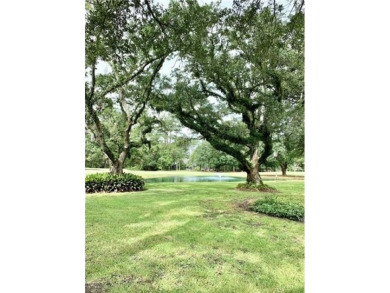 ESTATE size GOLF COURSE LOT with majestic oaks & pond views in on Tchefuncta Country Club in Louisiana - for sale on GolfHomes.com, golf home, golf lot