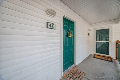 TOP FLOOR-3 bedroom, 3 bathroom Top Floor Loft unit at Cedar on The Club At Old Kinderhook in Missouri - for sale on GolfHomes.com, golf home, golf lot