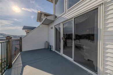 TOP FLOOR-3 bedroom, 3 bathroom Top Floor Loft unit at Cedar on The Club At Old Kinderhook in Missouri - for sale on GolfHomes.com, golf home, golf lot