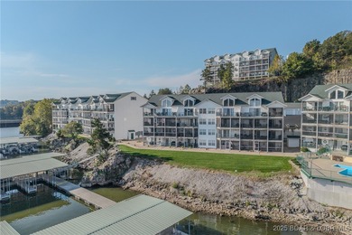 TOP FLOOR-3 bedroom, 3 bathroom Top Floor Loft unit at Cedar on The Club At Old Kinderhook in Missouri - for sale on GolfHomes.com, golf home, golf lot