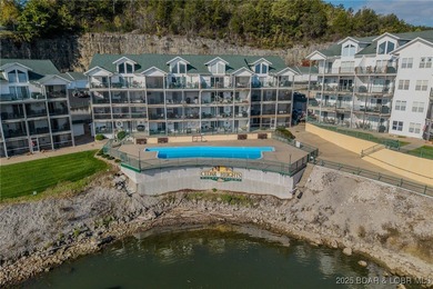 TOP FLOOR-3 bedroom, 3 bathroom Top Floor Loft unit at Cedar on The Club At Old Kinderhook in Missouri - for sale on GolfHomes.com, golf home, golf lot