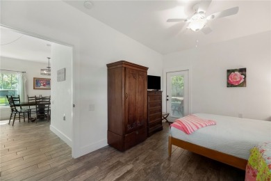 ADORBALE COASTAL STYLE | FULLY FURNISHED | CENTRAL LOCATION | on Rockport Country Club in Texas - for sale on GolfHomes.com, golf home, golf lot