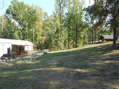 Location! Location! This Waterview 3B/2B MH is walk in ready & on Cypress Bend Golf Course in Texas - for sale on GolfHomes.com, golf home, golf lot