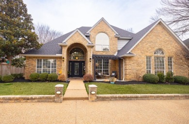 Immaculate Open Floor Plan with Backyard Oasis  Golf Course on Walnut Creek Country Club in Texas - for sale on GolfHomes.com, golf home, golf lot