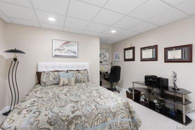 Welcome to 5504 Eagleview Court! This end-unit ranch condo is on Pine Knob Golf Club - Hawk in Michigan - for sale on GolfHomes.com, golf home, golf lot