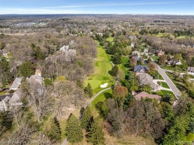 Welcome to 5504 Eagleview Court! This end-unit ranch condo is on Pine Knob Golf Club - Hawk in Michigan - for sale on GolfHomes.com, golf home, golf lot