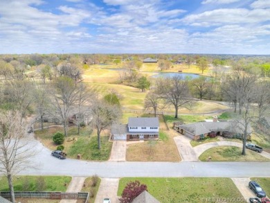BEAUTIFUL HOME ON THE GOLF COURSE! Check out this beautifuly on Indian Springs Country Club in Oklahoma - for sale on GolfHomes.com, golf home, golf lot
