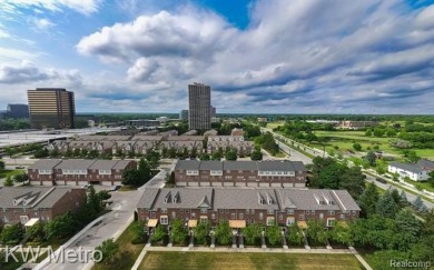 Welcome to one of the most sought-after communities in on Evergreen Hills Golf Course in Michigan - for sale on GolfHomes.com, golf home, golf lot