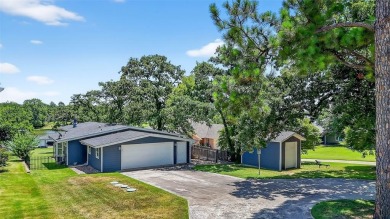 Look no further for the lakehouse of your dreams. This one of a on Lake Kiowa Golf Course in Texas - for sale on GolfHomes.com, golf home, golf lot
