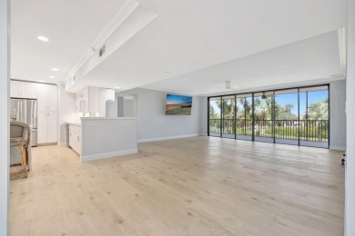 Waterfront 2BD/2BA condo in prestigious Jonathan's Landing with on Jonathans Landing Golf Club in Florida - for sale on GolfHomes.com, golf home, golf lot