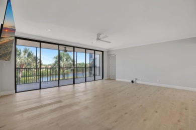 Waterfront 2BD/2BA condo in prestigious Jonathan's Landing with on Jonathans Landing Golf Club in Florida - for sale on GolfHomes.com, golf home, golf lot