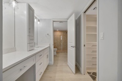 Waterfront 2BD/2BA condo in prestigious Jonathan's Landing with on Jonathans Landing Golf Club in Florida - for sale on GolfHomes.com, golf home, golf lot