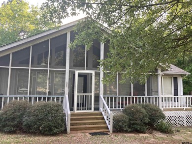 Priced below Wood CAD appraised value shows MOTIVATED seller who on Holly Lake Ranch Golf Club in Texas - for sale on GolfHomes.com, golf home, golf lot