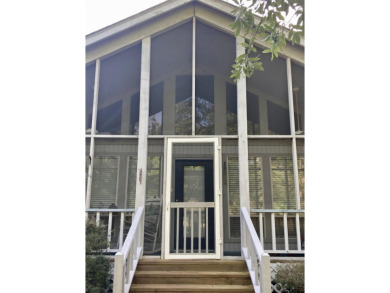 Priced below Wood CAD appraised value shows MOTIVATED seller who on Holly Lake Ranch Golf Club in Texas - for sale on GolfHomes.com, golf home, golf lot