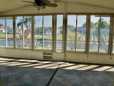 Priced to Sell. New Interior Paint. New Kitchen Tile Flooring on Savanna Golf Club in Florida - for sale on GolfHomes.com, golf home, golf lot