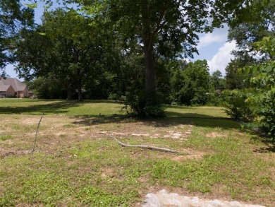 Build your boat dock HERE! This large waterfront lot in the on Emerald Bay Club in Texas - for sale on GolfHomes.com, golf home, golf lot