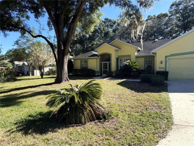 Beautifully maintained home located in the Fairway Estates on Rainbow Springs Golf and Country Club in Florida - for sale on GolfHomes.com, golf home, golf lot
