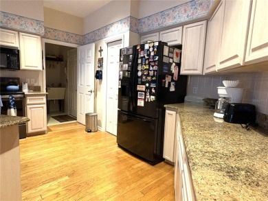 Beautifully maintained home located in the Fairway Estates on Rainbow Springs Golf and Country Club in Florida - for sale on GolfHomes.com, golf home, golf lot