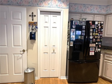 Beautifully maintained home located in the Fairway Estates on Rainbow Springs Golf and Country Club in Florida - for sale on GolfHomes.com, golf home, golf lot