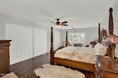 Beautifully maintained 2-bed, 2-bath home in the heart of on Ahwatukee Country Club in Arizona - for sale on GolfHomes.com, golf home, golf lot