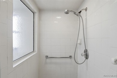 Located in the desirable Sugarmill Woods community, this on Sugarmill Woods Golf and Country Club in Florida - for sale on GolfHomes.com, golf home, golf lot