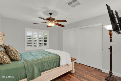 Beautifully maintained 2-bed, 2-bath home in the heart of on Ahwatukee Country Club in Arizona - for sale on GolfHomes.com, golf home, golf lot