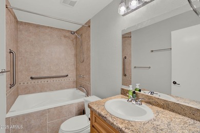 Beautifully maintained 2-bed, 2-bath home in the heart of on Ahwatukee Country Club in Arizona - for sale on GolfHomes.com, golf home, golf lot