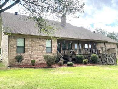 Discover the perfect blend of elegance & comfort in this on Russellville Country Club in Arkansas - for sale on GolfHomes.com, golf home, golf lot