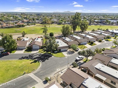 Beautifully maintained 2-bed, 2-bath home in the heart of on Ahwatukee Country Club in Arizona - for sale on GolfHomes.com, golf home, golf lot