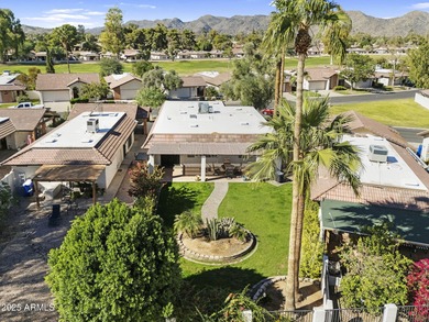 Beautifully maintained 2-bed, 2-bath home in the heart of on Ahwatukee Country Club in Arizona - for sale on GolfHomes.com, golf home, golf lot