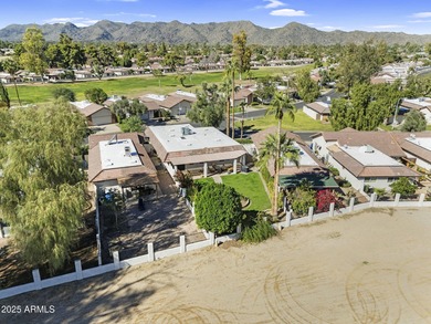 Beautifully maintained 2-bed, 2-bath home in the heart of on Ahwatukee Country Club in Arizona - for sale on GolfHomes.com, golf home, golf lot