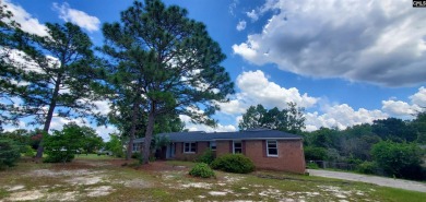 This 1800 sq. ft. Ranch home has quite a bit of potential, sits on Charwood Country Club in South Carolina - for sale on GolfHomes.com, golf home, golf lot
