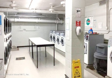 The Fountains luxury high rise living on Staten Island's north on Silver Lake Golf Course in New York - for sale on GolfHomes.com, golf home, golf lot