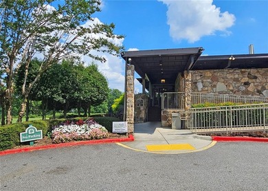 MUST SEE! This spacious one bedroom has MANY RECENT UPDATES on Cross Creek Golf Course in Georgia - for sale on GolfHomes.com, golf home, golf lot