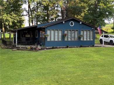 Welcome to this beautifully updated 2 Bedroom, 1 bath ranch with on Mannitto Golf Club in Pennsylvania - for sale on GolfHomes.com, golf home, golf lot