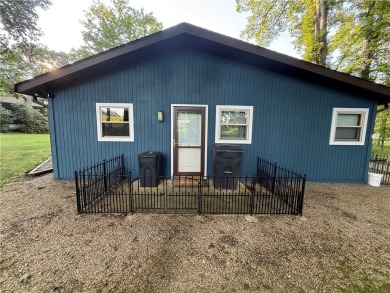 Welcome to this beautifully updated 2 Bedroom, 1 bath ranch with on Mannitto Golf Club in Pennsylvania - for sale on GolfHomes.com, golf home, golf lot