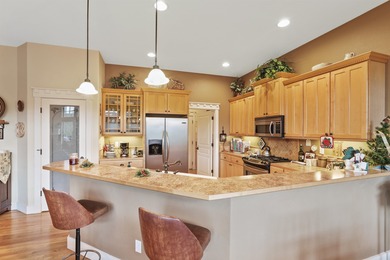 Gorgeous One owner Quality built Craftsman Rancher. Turn key on Eagle Ridge Golf Course in Washington - for sale on GolfHomes.com, golf home, golf lot