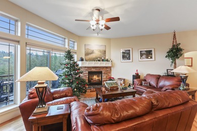 Gorgeous One owner Quality built Craftsman Rancher. Turn key on Eagle Ridge Golf Course in Washington - for sale on GolfHomes.com, golf home, golf lot