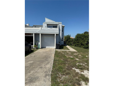 THIS PROPERTY HAS A SHORT-TERM LICENSE !!!!!!!!Welcome to on Ocean Palm Golf Course in Florida - for sale on GolfHomes.com, golf home, golf lot