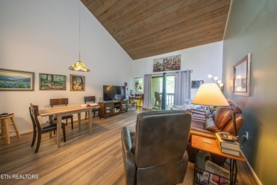This Spectacular 2-bedroom, 2 full bath   Country Club Villa on Druid Hills Golf Club in Tennessee - for sale on GolfHomes.com, golf home, golf lot