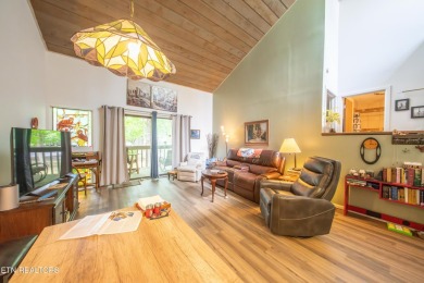 This Spectacular 2-bedroom, 2 full bath   Country Club Villa on Druid Hills Golf Club in Tennessee - for sale on GolfHomes.com, golf home, golf lot