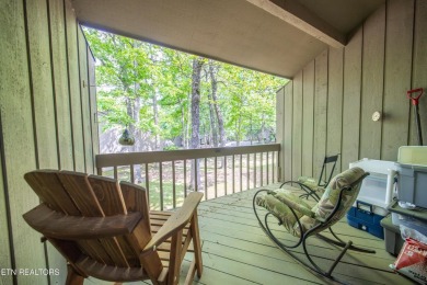 This Spectacular 2-bedroom, 2 full bath   Country Club Villa on Druid Hills Golf Club in Tennessee - for sale on GolfHomes.com, golf home, golf lot