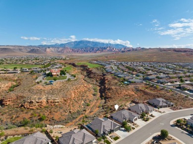 This beautiful home is like-new and offers a truly unique on Green Spring Country Club in Utah - for sale on GolfHomes.com, golf home, golf lot